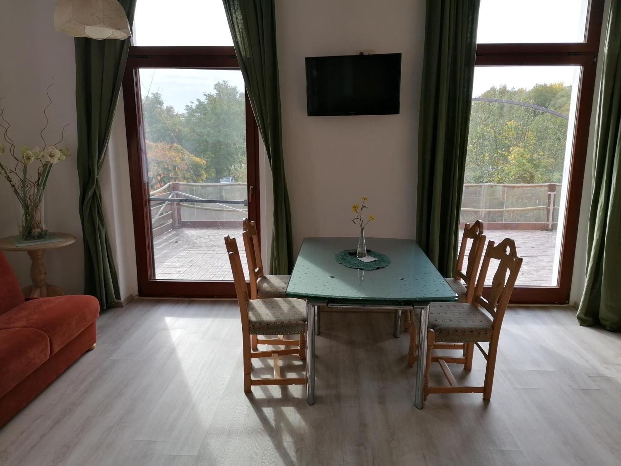 Landhotel Storchenkrug Rühstädt Εξωτερικό φωτογραφία