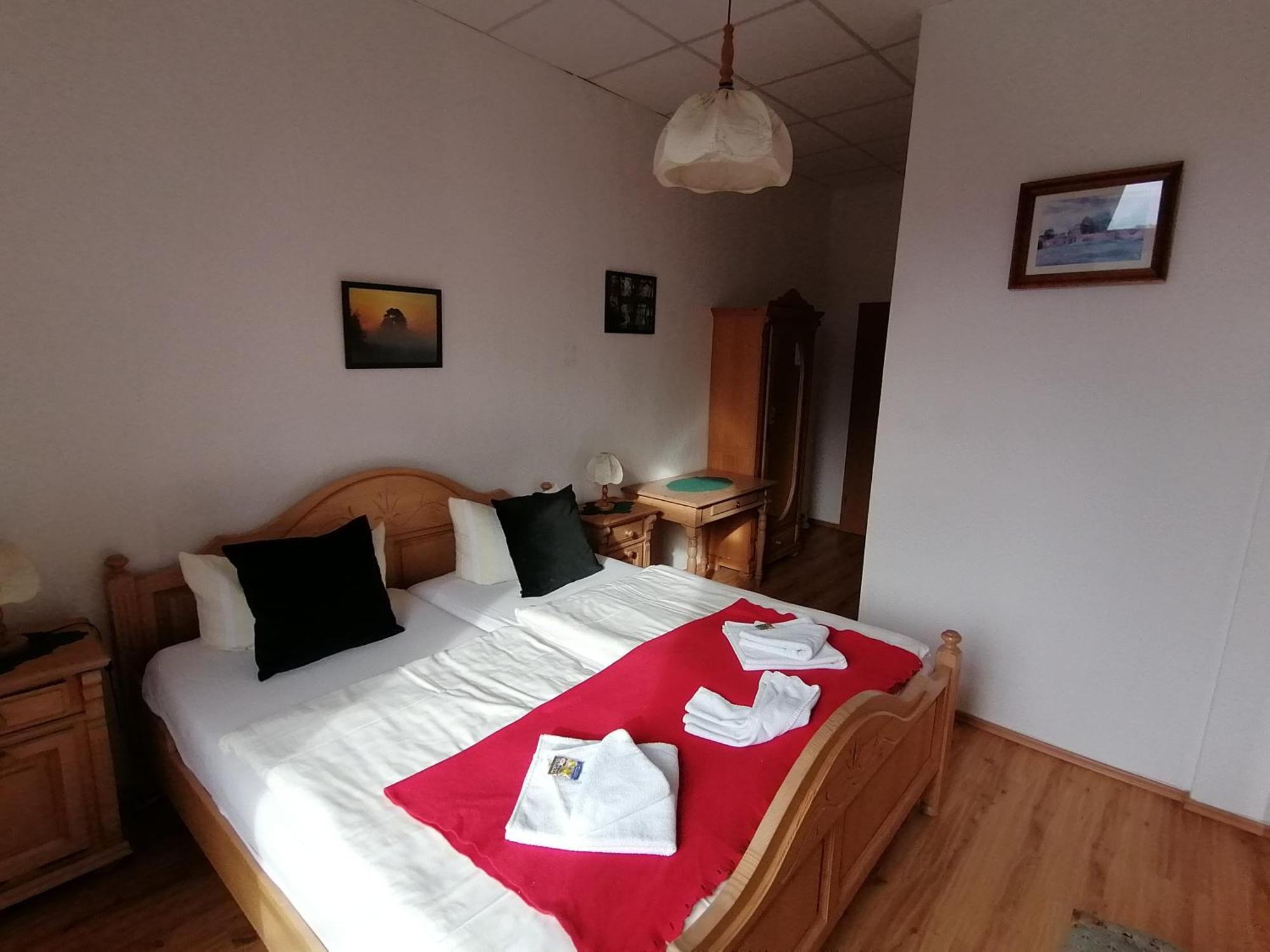 Landhotel Storchenkrug Rühstädt Εξωτερικό φωτογραφία