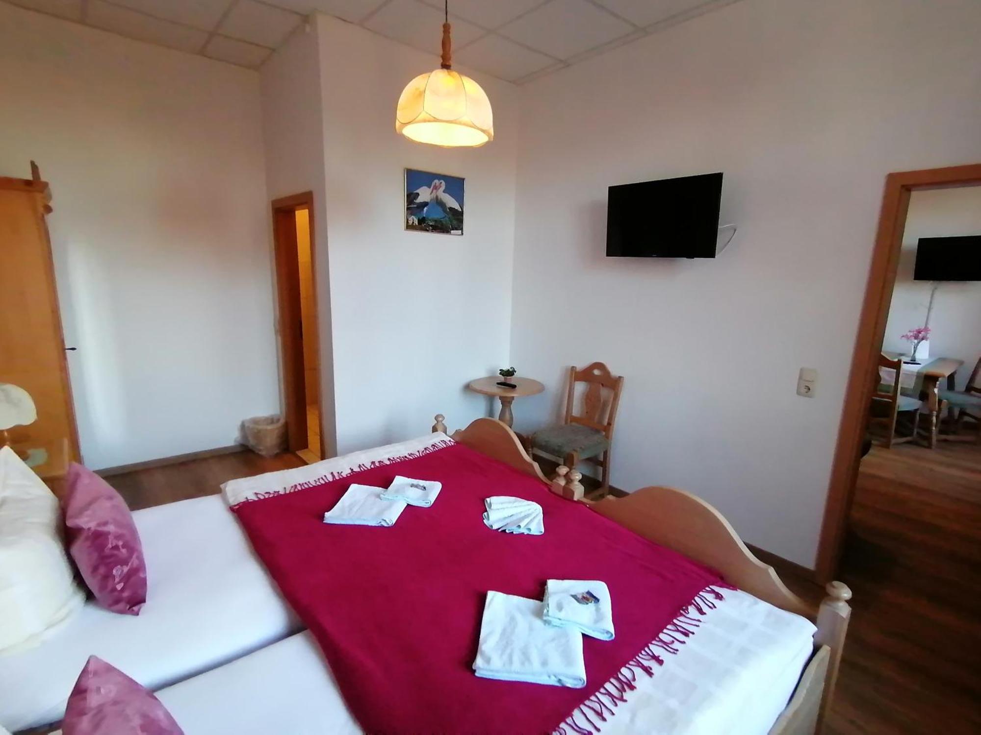 Landhotel Storchenkrug Rühstädt Εξωτερικό φωτογραφία